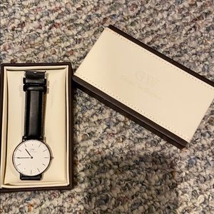 Black classic Daniel Wellington watch